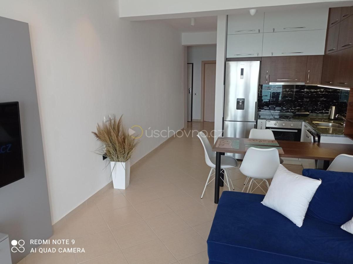 Apartment Cinco 33 Kufrujeme.Cz Durres Luaran gambar